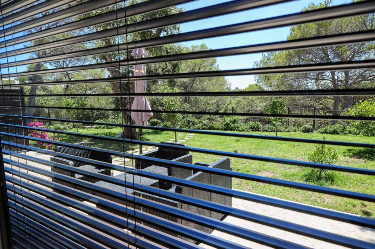 La Balma - 4 Appartements Avec Jardin En Maison Passive De Plain Pied A Frejus-Saint-Raphael Εξωτερικό φωτογραφία