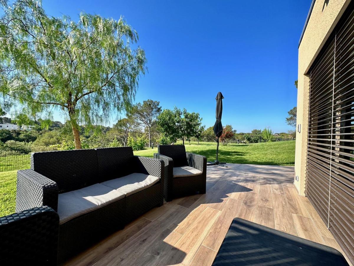 La Balma - 4 Appartements Avec Jardin En Maison Passive De Plain Pied A Frejus-Saint-Raphael Εξωτερικό φωτογραφία